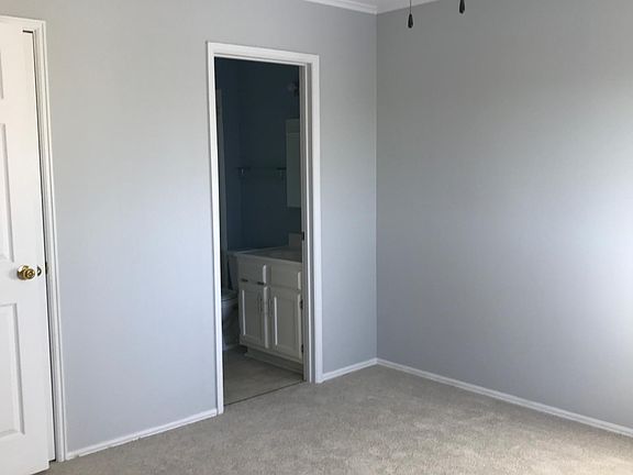3rd image of 132 Carmel Woods Dr Unit 132