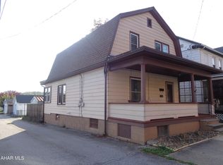 711 N 4th St, Altoona, PA 16601