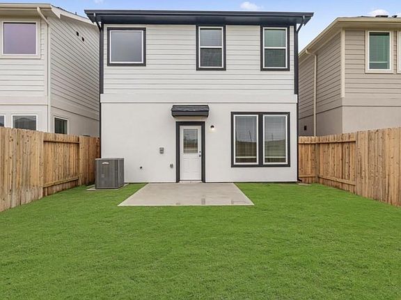 4th image of 2934 Park Hill Ln