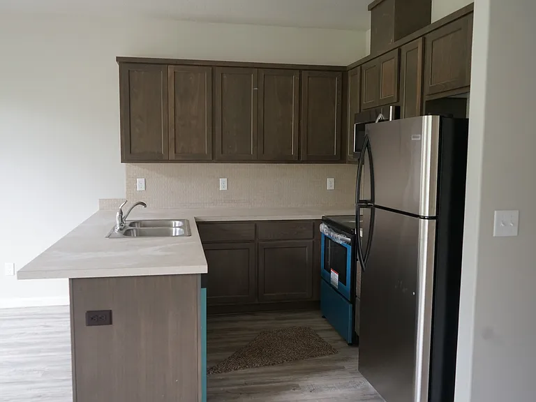 205 Cloverdale Rd — Photo 5