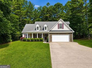 8876 Camp Tree Ct, Winston, GA 30187