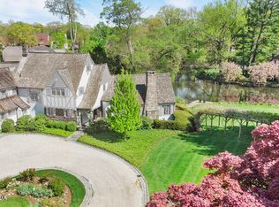 7 Orchard Dr, Greenwich, CT 06830