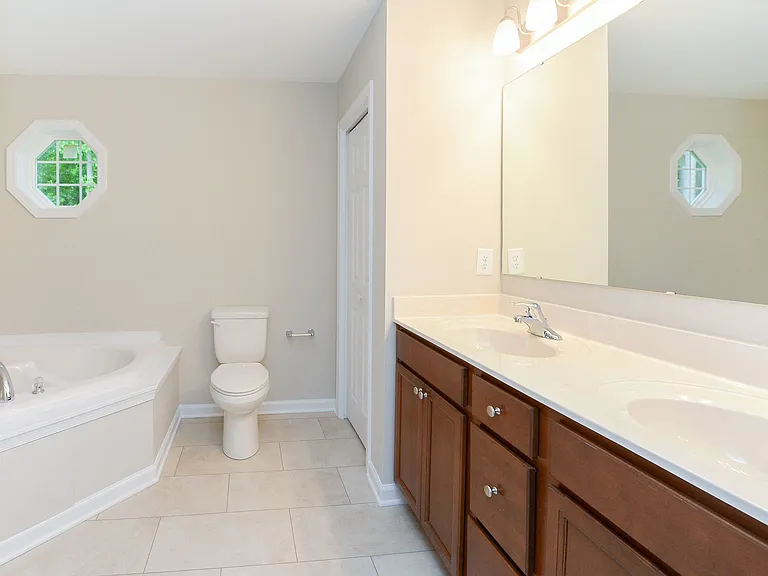 Ascot Landing - Single Family Homes — Photo 39