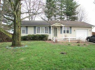 105 Cottage Ln, Murrayville, IL 62668