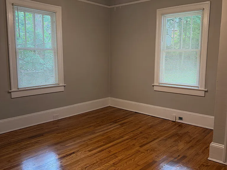 861 Oakhill Ave SW — Photo 26