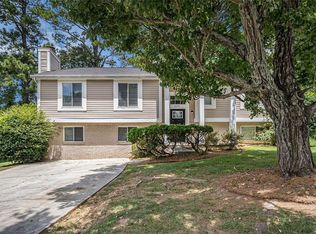 2039 Raintree Pl, Lithonia, GA 30058