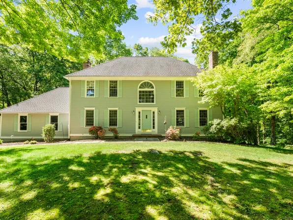 93 Christopher Lane, Guilford, CT 06437