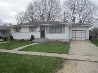 415 Glenwood Dr, Belvidere, IL 61008
