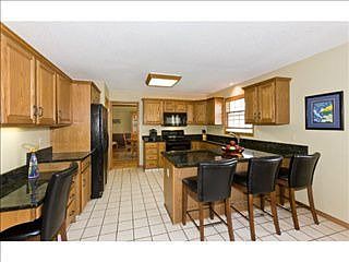 2nd image of 3336 Burlwood Dr