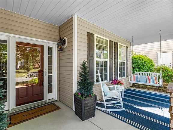 4th image of 3021 Sycamore Point Trl