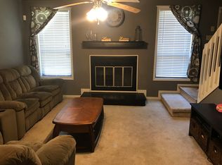 812 Rumford Pl, Fayetteville, NC 28303