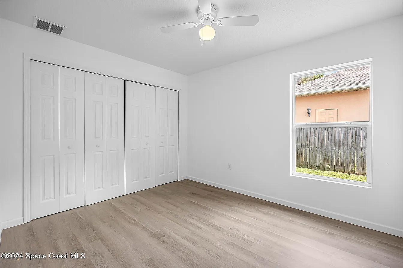 1 bed, 1766 sqft, $900 — Photo 3