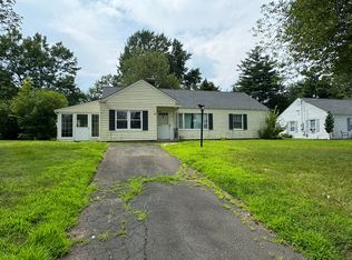 39 Olney Rd, Wethersfield, CT 06109