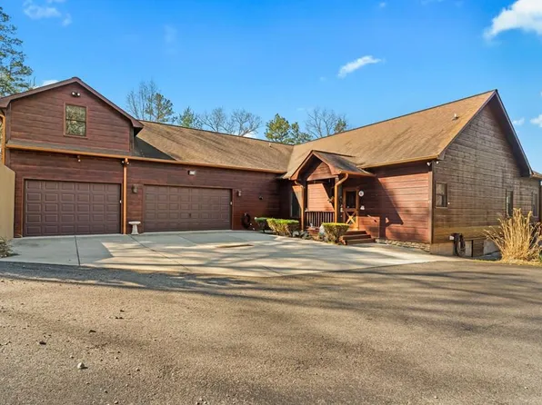 45 Turning Lay Rd, Morganton, GA 30560