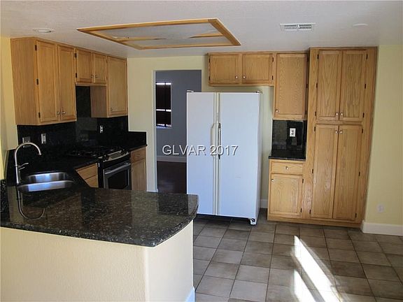 3rd image of 3980 Laurel Brook Dr #0
