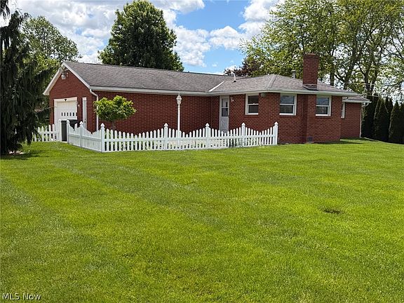 4th image of 3215 Knollridge Cir NE