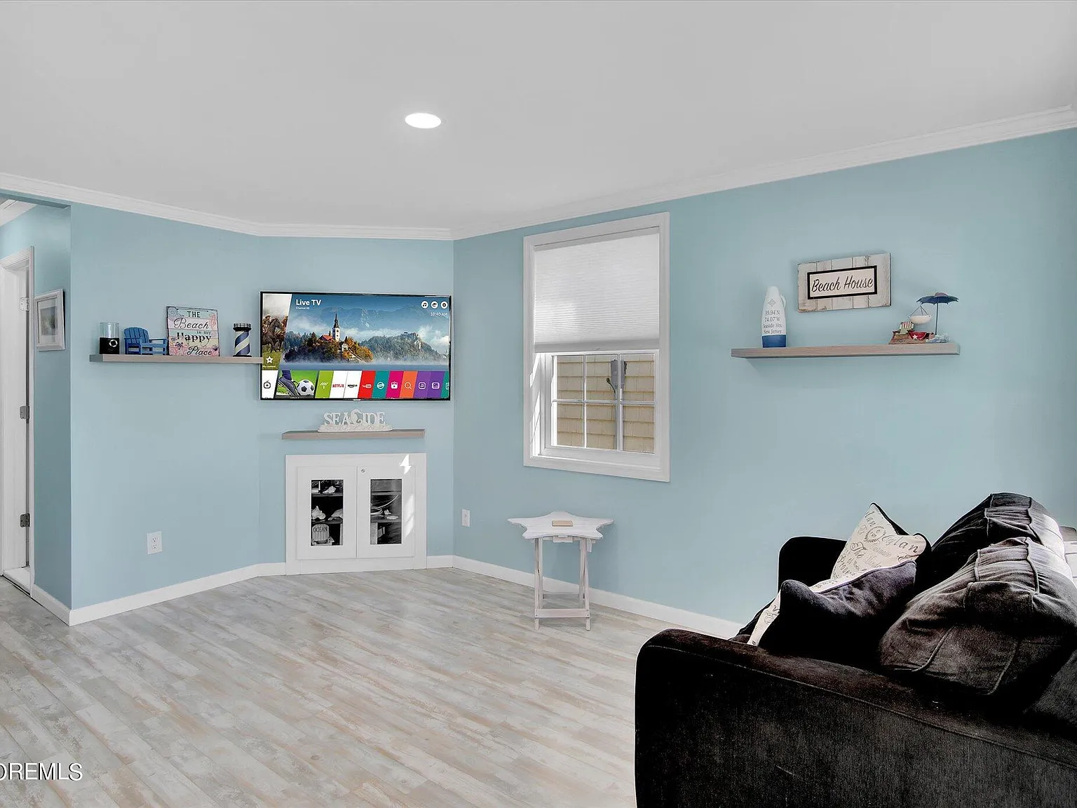 2 bed, 850 sqft, $1,875 — Photo 3