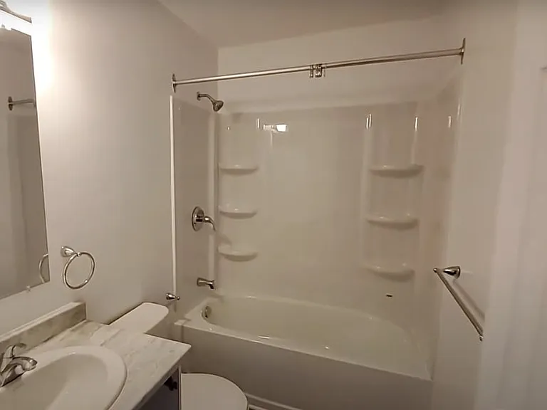 6632 Notre Dame St #104 — Photo 6