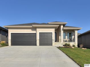 5811 N Hws Cleveland Blvd, Omaha, NE 68116