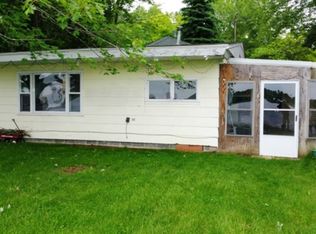 289 Little Stoney Lk, Brooklyn, MI 49230