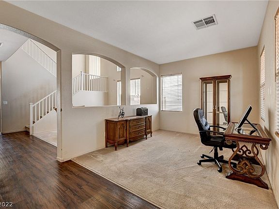 5th image of 4823 Donna St