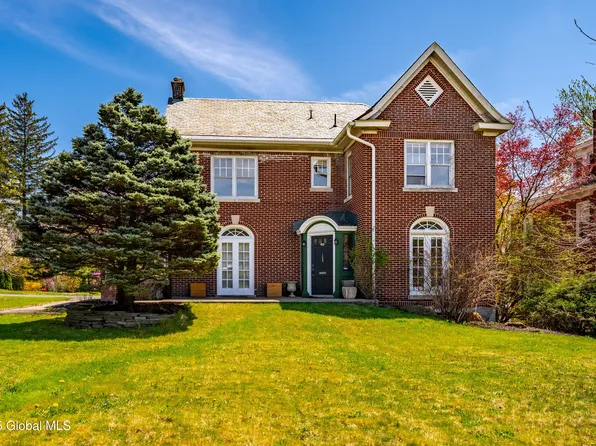 153 S Manning Blvd, Albany, NY 12208