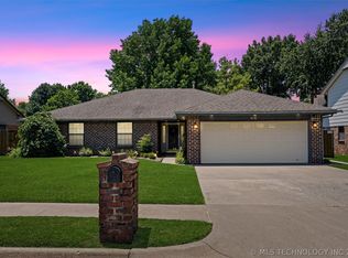 313 Rachel Ln, Bartlesville, OK 74006