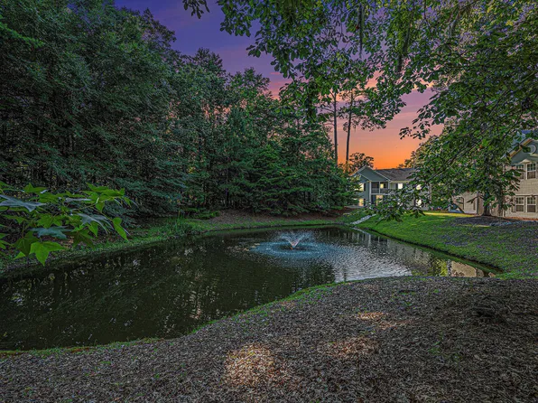 605 S Elgin Ct, Charleston, SC 29414