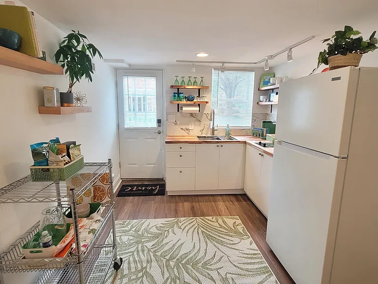 Bright new kitchen