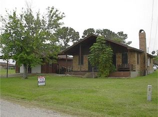 110 N Terrace Dr, Pointblank, TX 77364