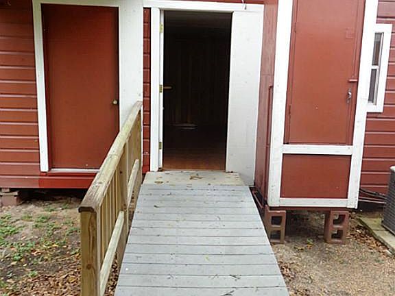 Ramped entrance for handicap accessibility