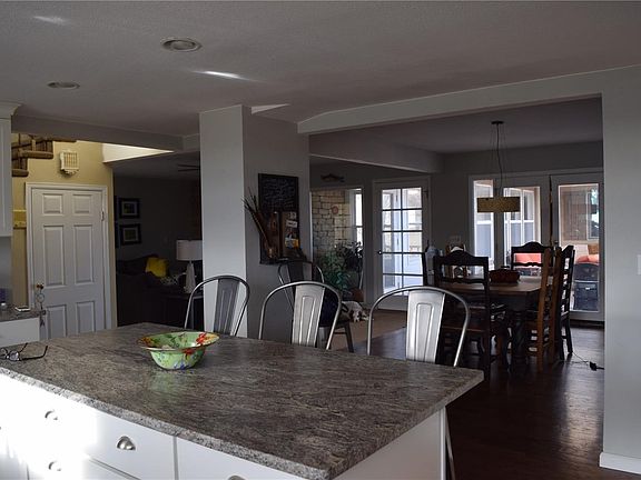 4th image of 6941 S Gibraltar Way