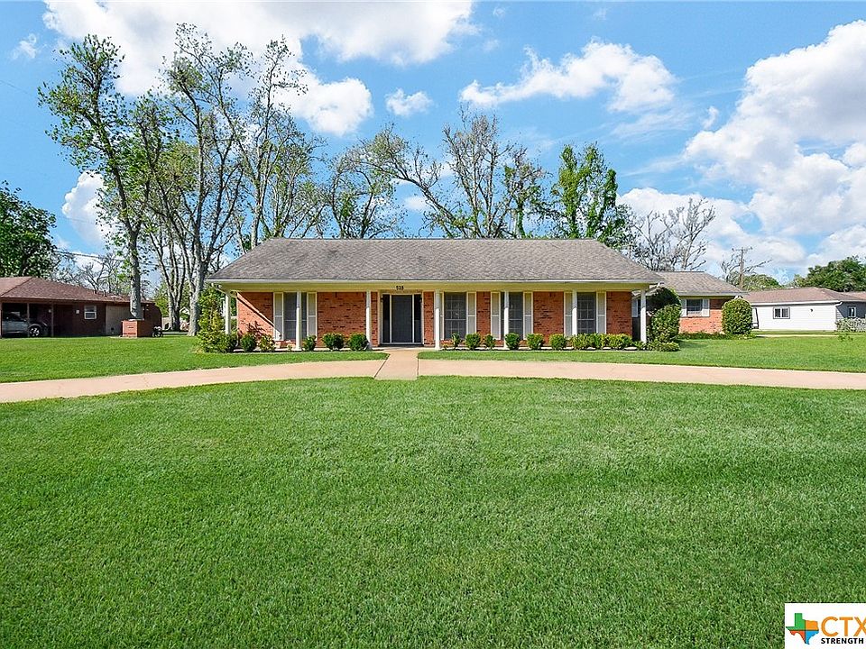1st image of 528 Bolling Green Dr