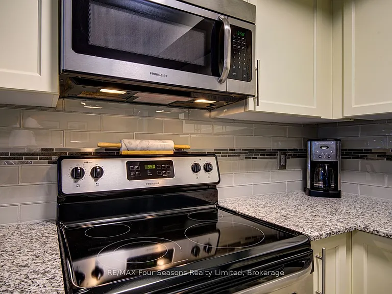 4 Brandy Lane Dr #108 — Photo 10