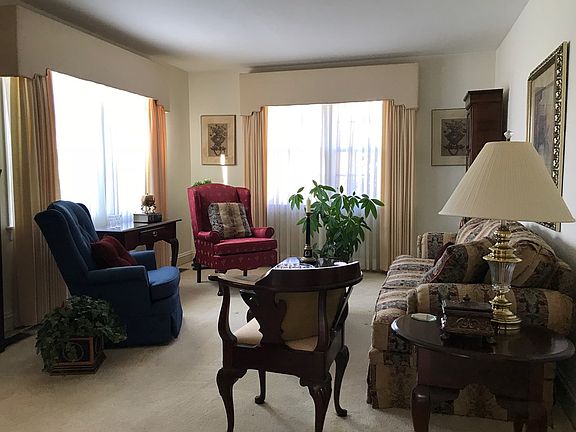 5th image of 1102 Virginia Ave