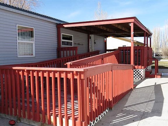 4th image of 161 Dogwood Ln