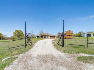 105 Bronco Ln, Springtown, TX 76082