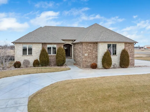 1200 E Park Glen St, Clearwater, KS 67026