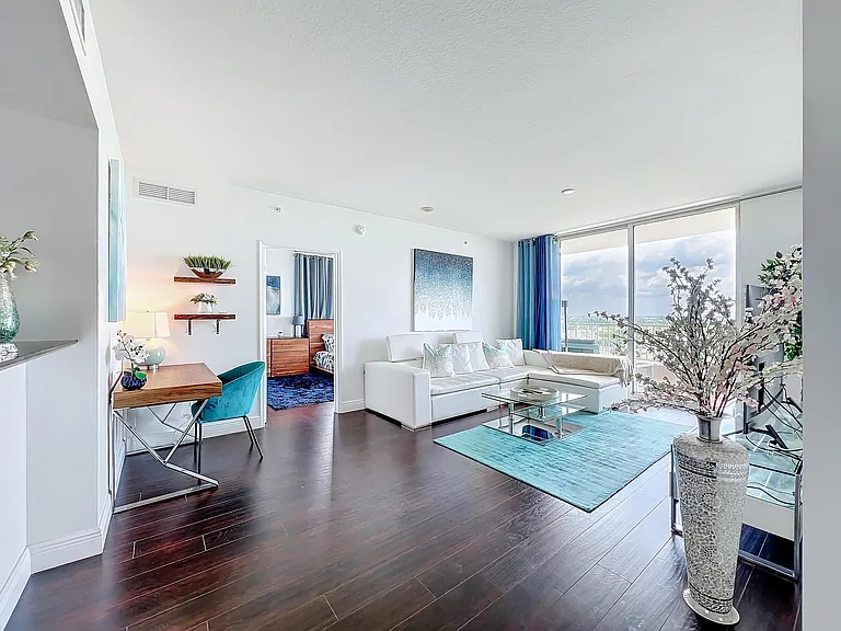 700 E Boynton Beach Blvd #1408 — Photo 1