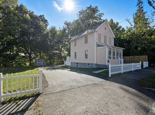 934 Main St, Holyoke, MA 01040