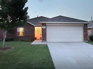 1152 Roping Reins Way, Haslet, TX 76052