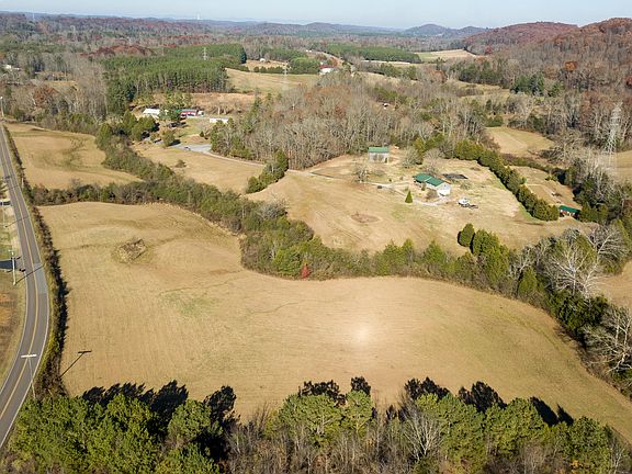 3rd image of 285 County Rd