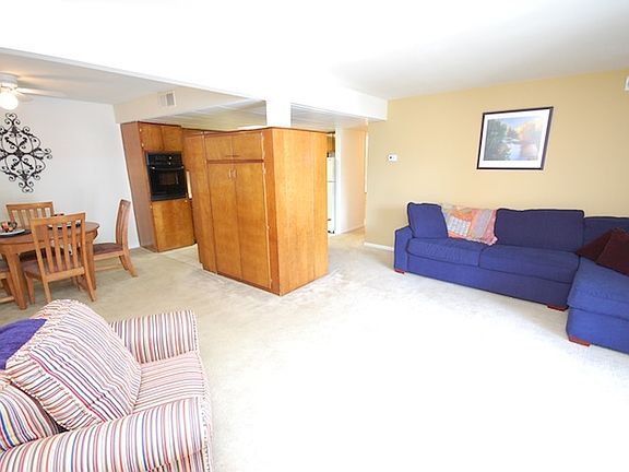 5th image of 614 Turtle Creek South Dr APT 9