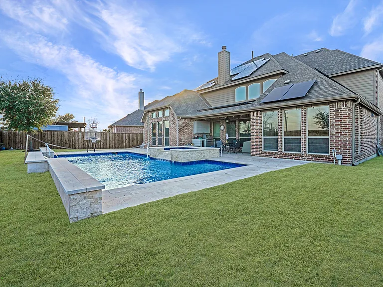 12615 Burnt Prairie Ln — Photo 23