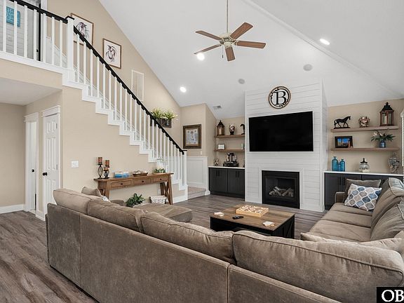 5th image of 741 Ridge Point Dr #33
