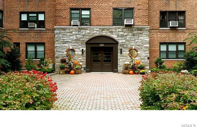 1st image of 30 Ehrbar Ave APT 211