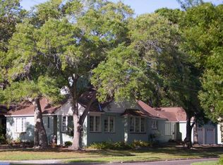 2434 Andalusia Way NE, Saint Petersburg, FL 33704