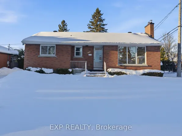 2243 Miramichi St, Ottawa, ON K2C 0Z1