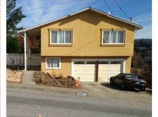 1121 Manzanita Dr, Pacifica, CA 94044