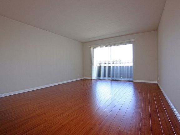 3rd image of 400 E Hillsdale Blvd APT 101